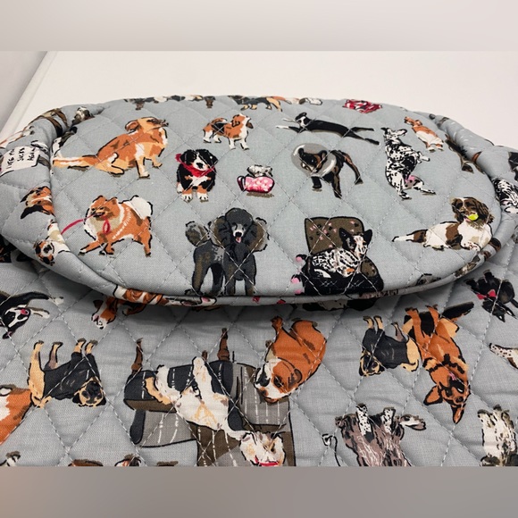 “Vera Bradley” Bucket Crossbody Bag in Cotton- (NWT) “Dog Show”Pattern - Picture 5 of 13